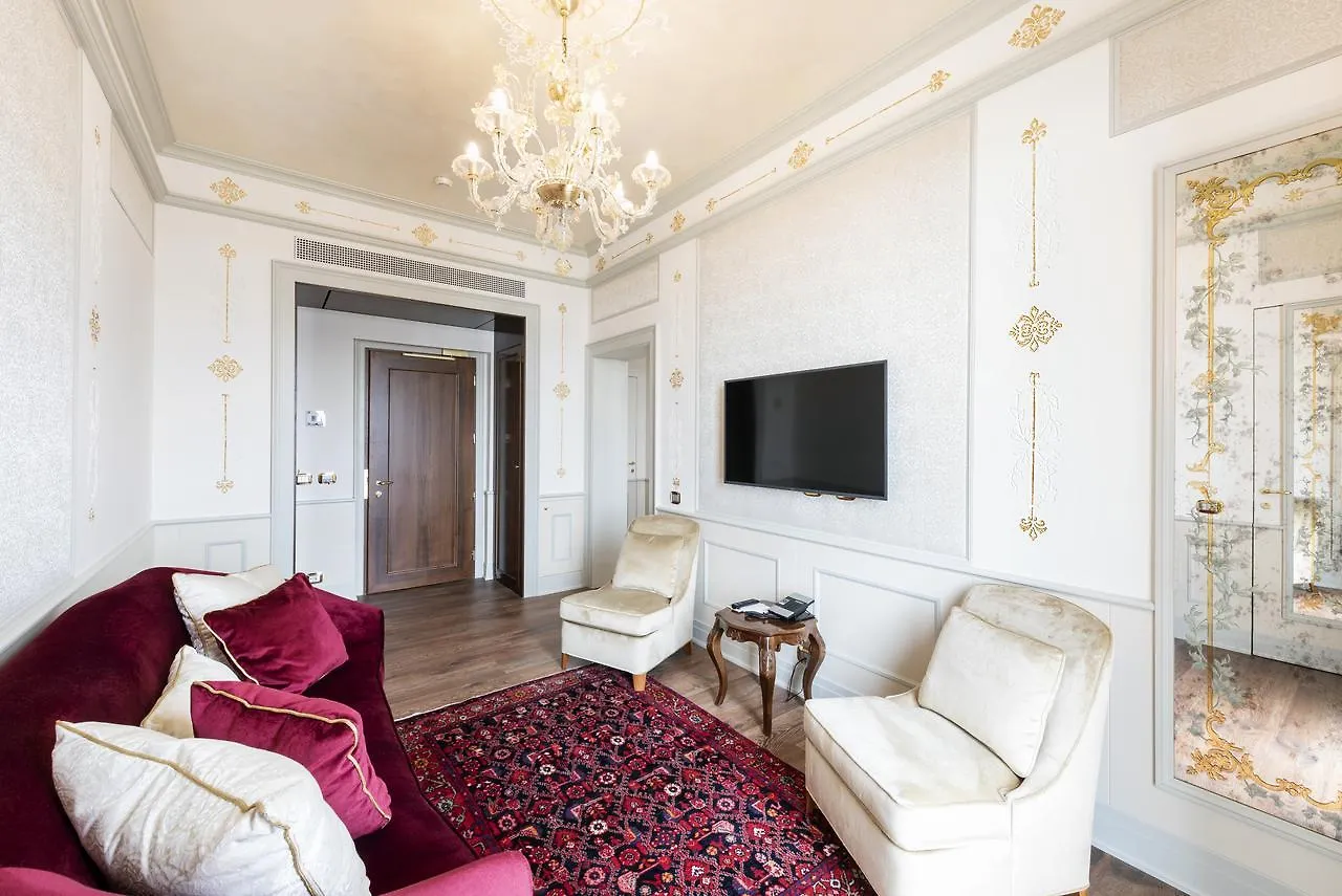 Monaco & Grand Canal Venice Hotel